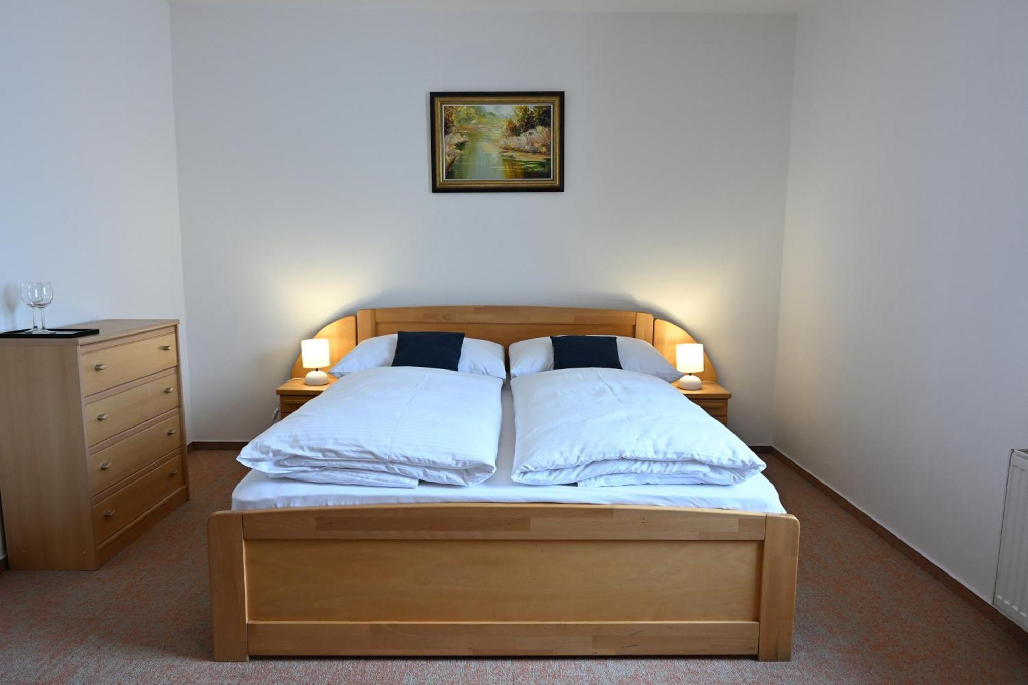 Hotel Euforia Nova Lesna Ngoại thất bức ảnh