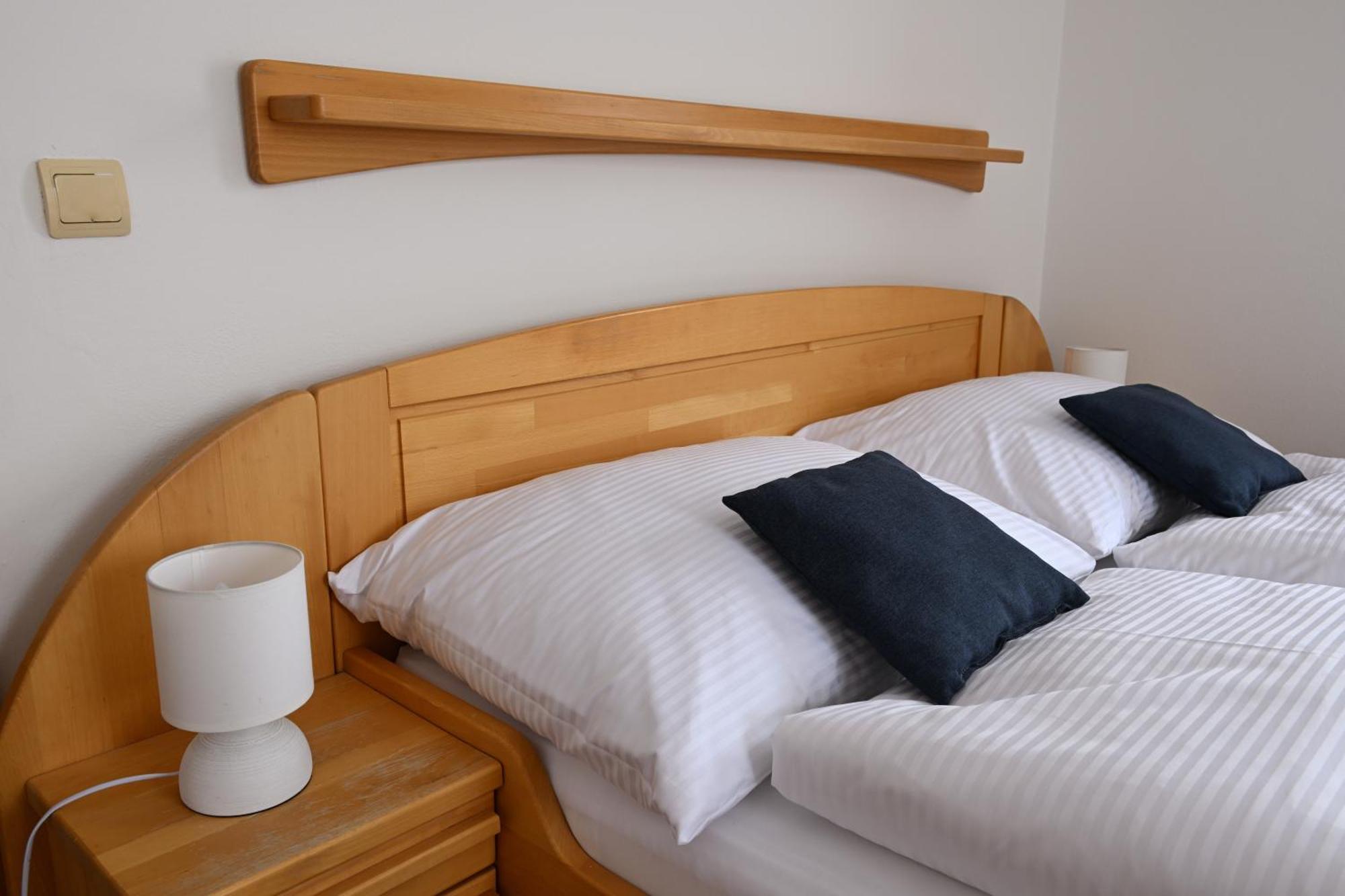 Hotel Euforia Nova Lesna Ngoại thất bức ảnh